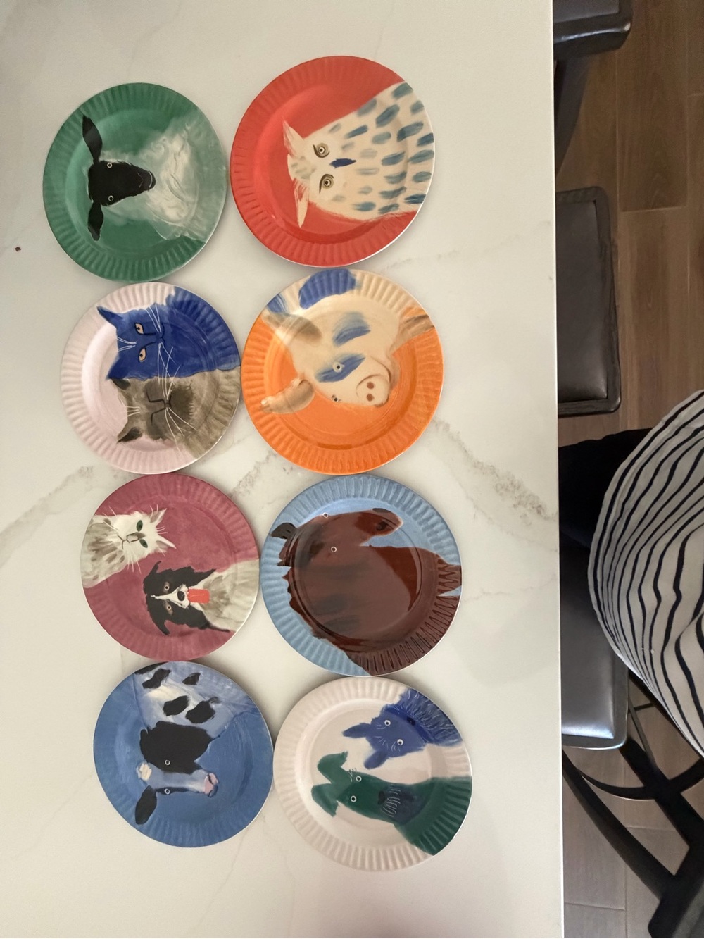 Holly Frean Whimsical Farm Animal china dessert/salad Plates - Assorted